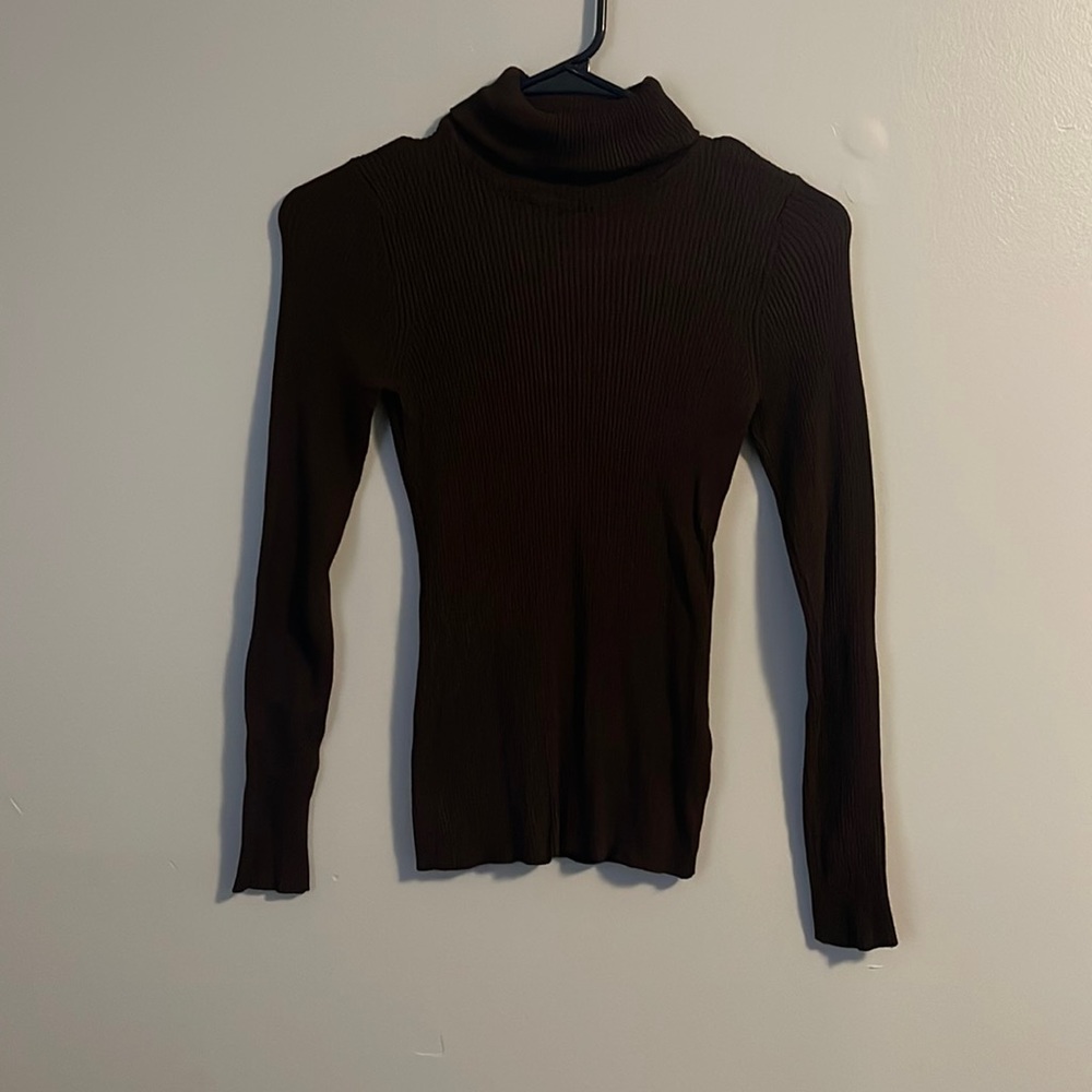 American eagle dark brown long sleeve turtle neck size medium